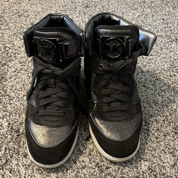 Michael Kors high top size 7 - Picture 2 of 5